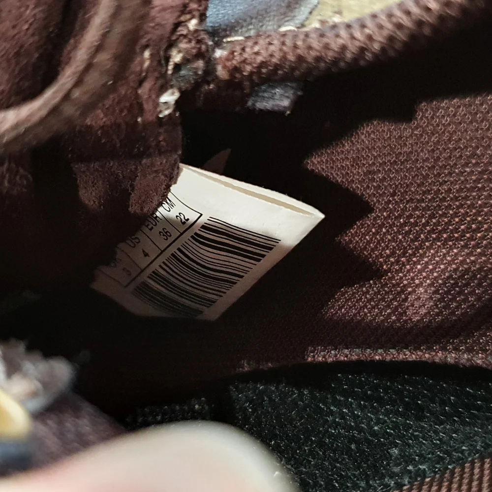 Puma Brown White Leather Athletic Shoes - Picture 3 of 11